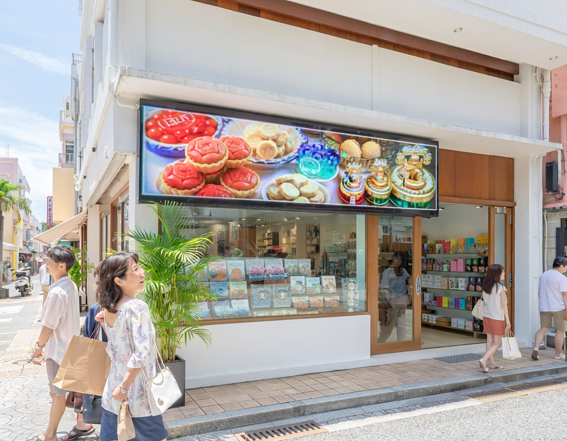 お土産店・物産店にLEDビジョンを導入するメリット｜観光客向け販促に使える2㎡スタンダードプラン